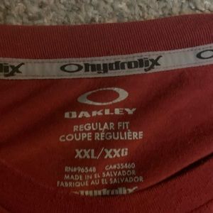 Oakley hydrolix t shirt.